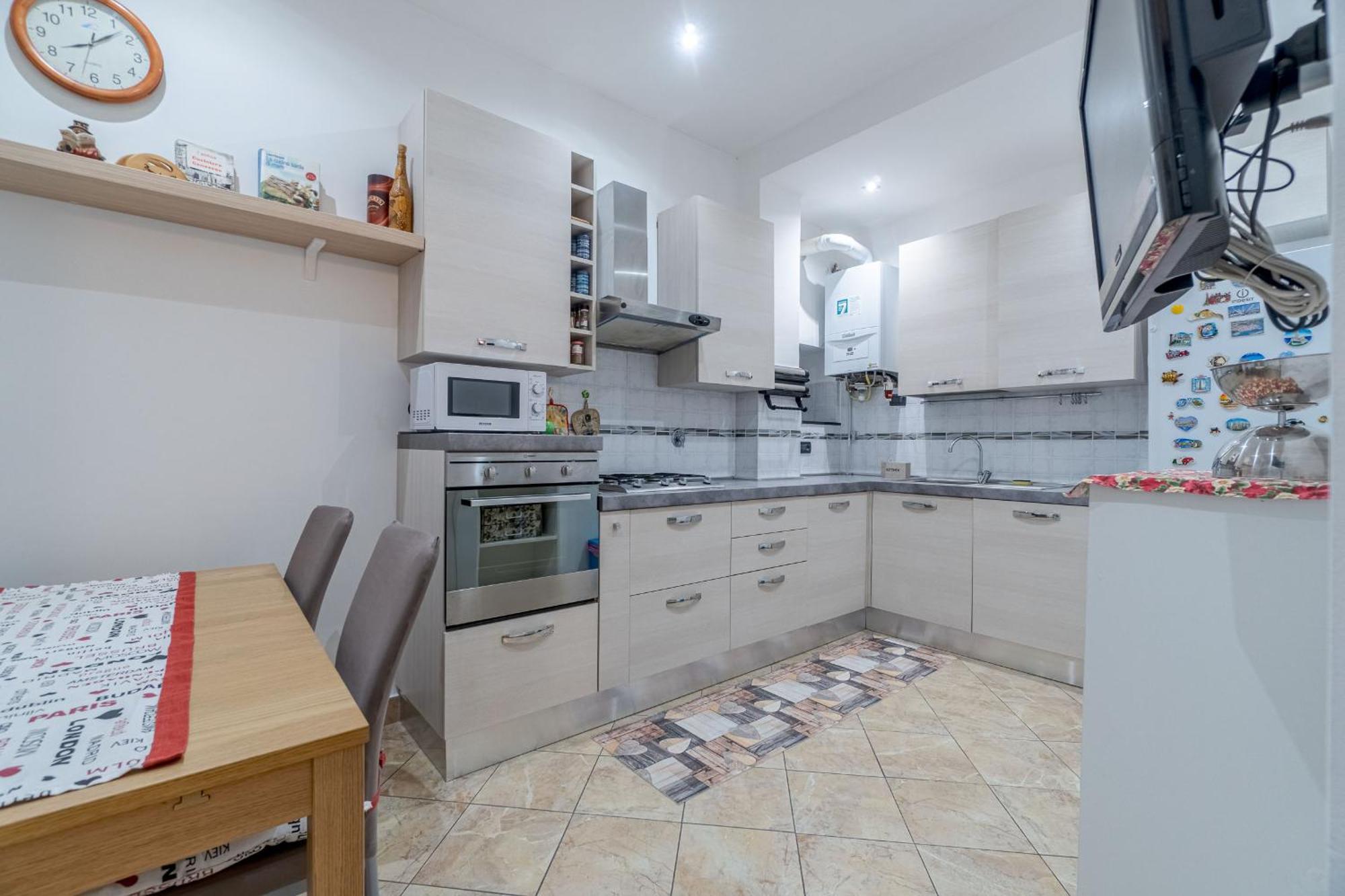Porto Antico Functional & Roomy Flat Appartamento